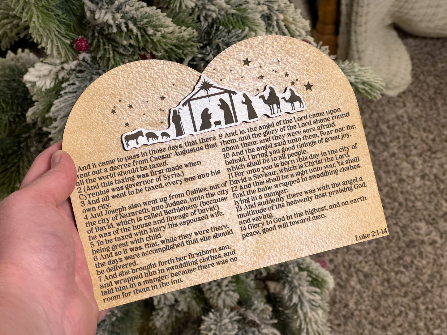 Luke 2 Ornament