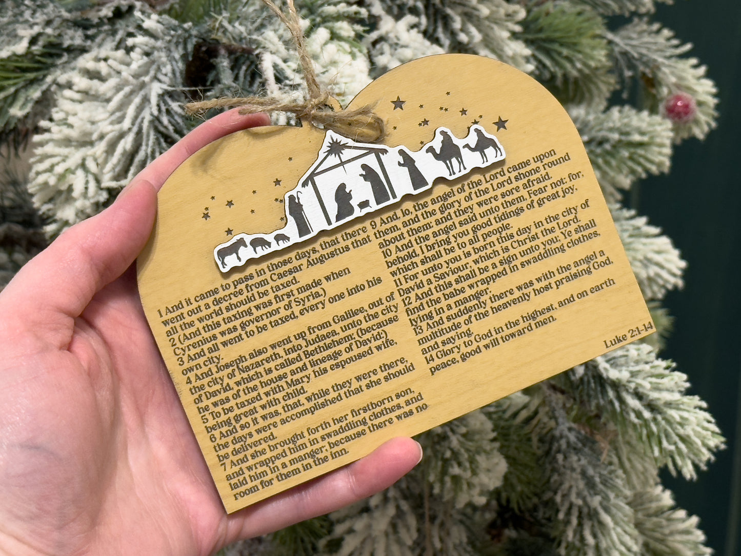 Luke 2 Ornament