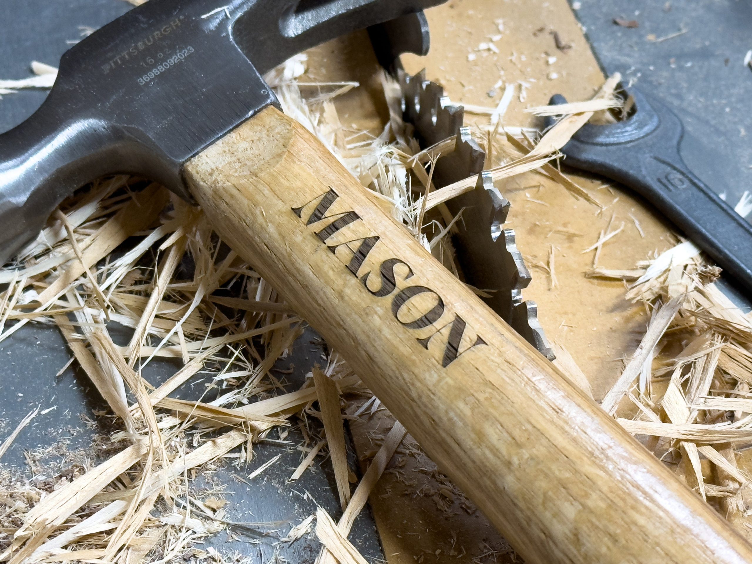 Custom Engraved 16-Ounce Hammer: Personalized DIY Gift